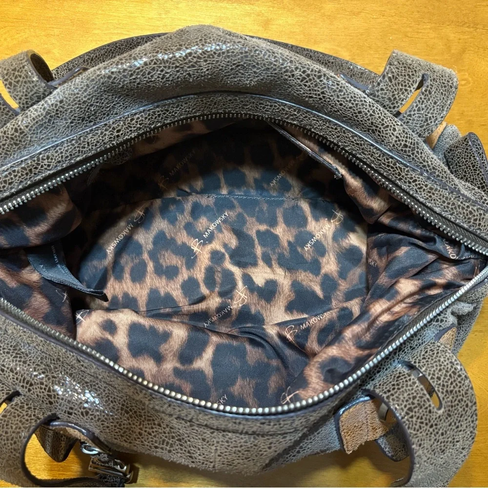 B. Makowsky Textured Brown and Tan Shoulder Bag - Picture 4 of 7